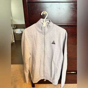 Gray Le Coq zip up sweater, worn only a hand full of of times. Fantastic shape.